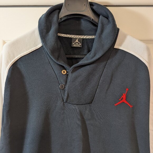 Jordan Black and White Sweater - Size XL - Picture 1 of 12